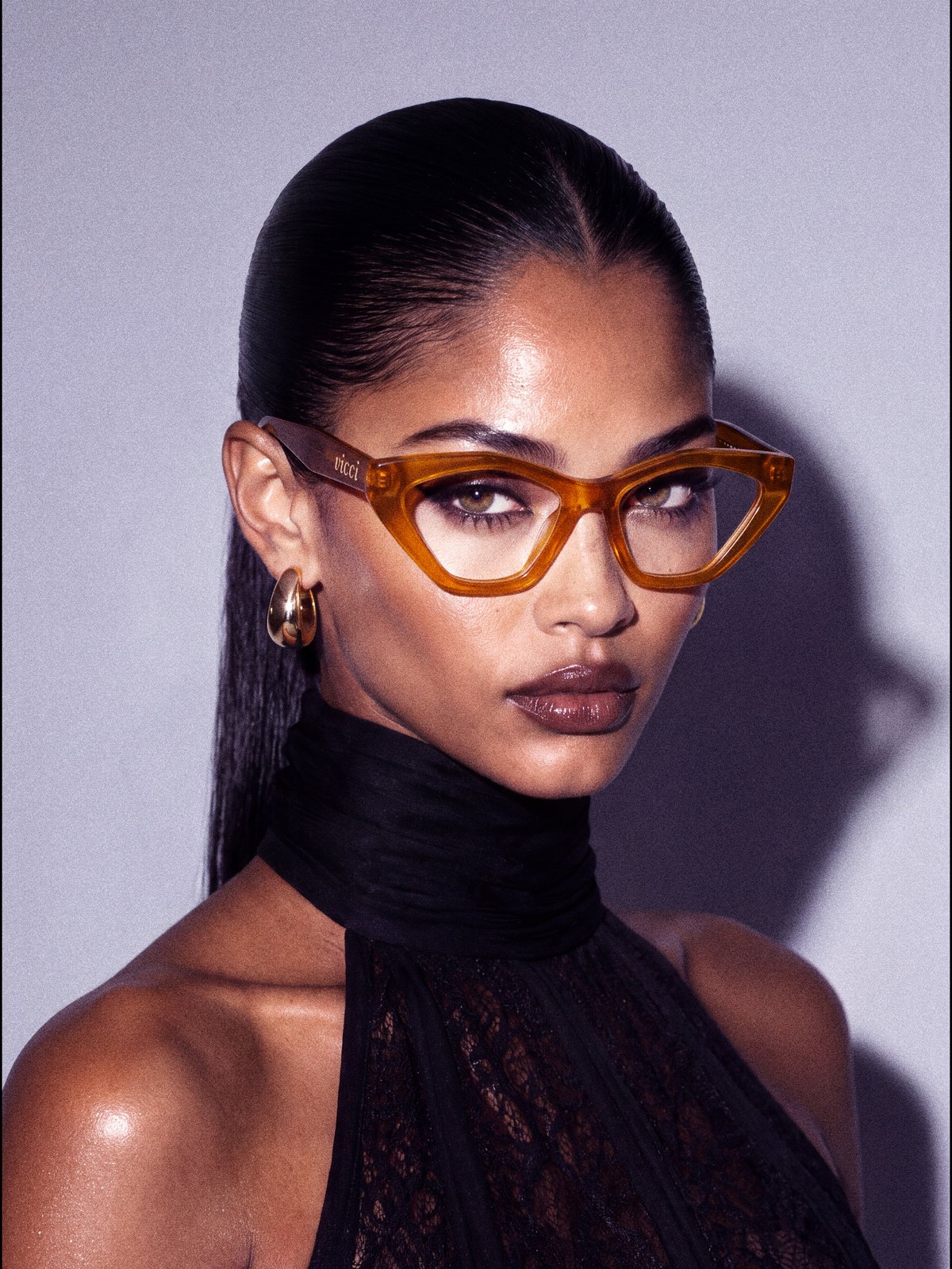 Lucia in Golden Amber